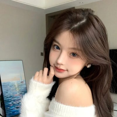 百变小姬子 海报